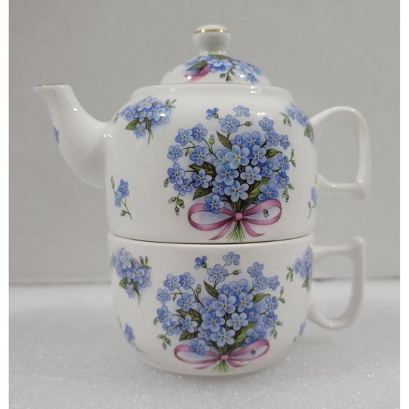 Heirloom Fine Bone China, 3 Piece Tea Set, Made in England - Picture 1 of 7